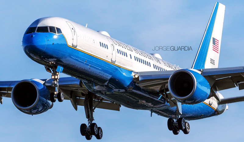 Air Force Two B757 landing at Bourdeaux in 2019 for the G-7 summit at Biarritz