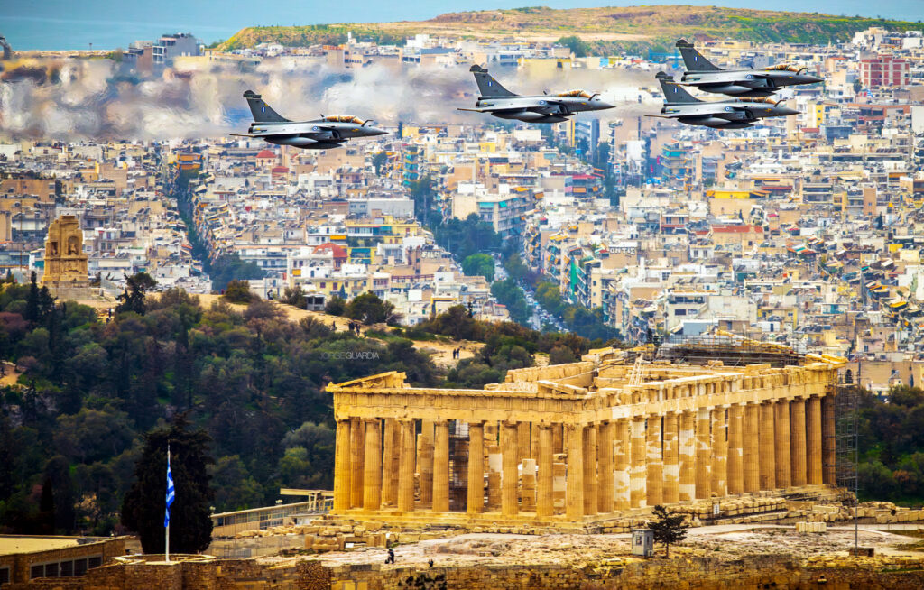 Formation of four Dassault Rafale from the Hellenic Air Force above the Acropolis in Athens
